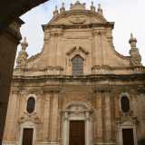...il pi� importante dei quali � sicuramente la Cattedrale dedicata alla Santissima Maria della Madia, protettrice di Monopoli